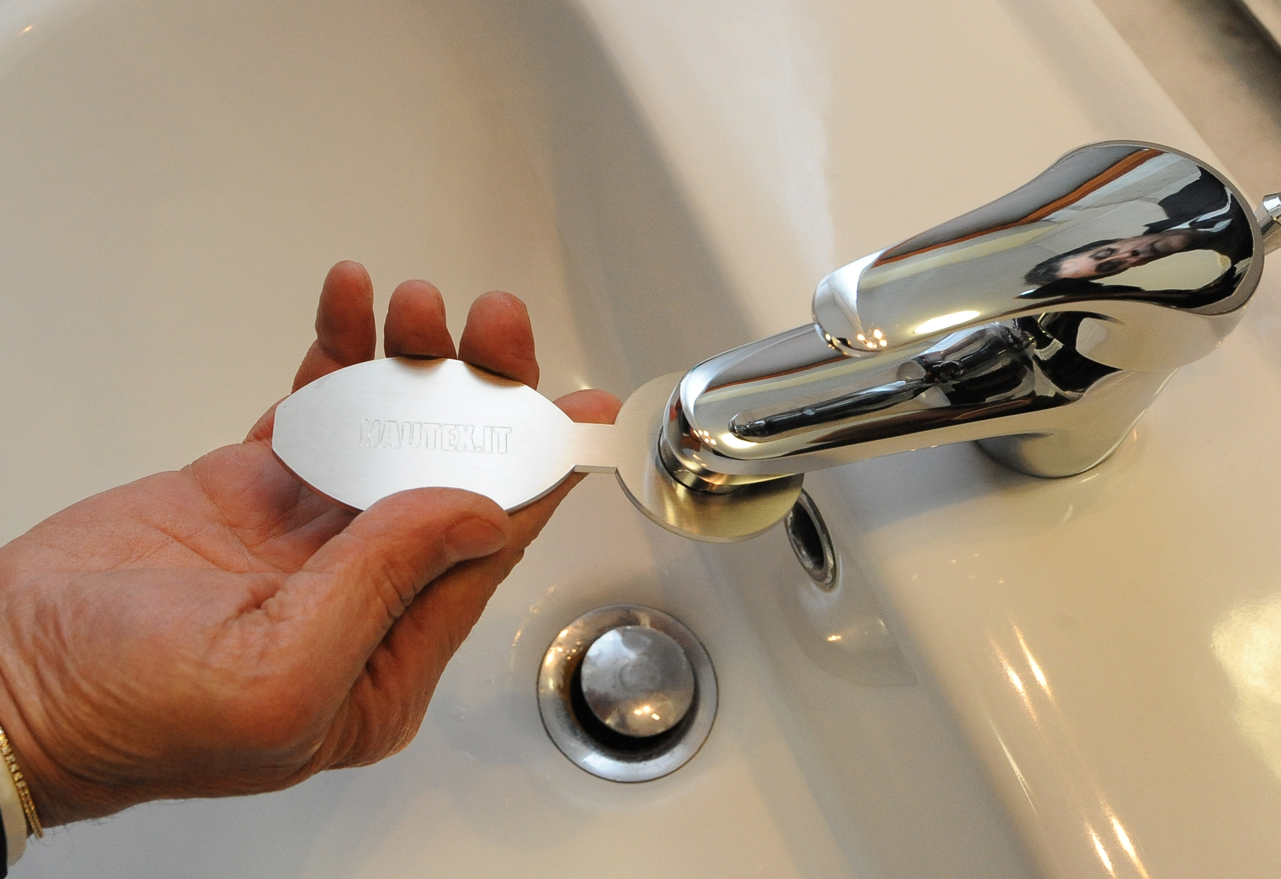 Ecokey - chiave per manutenzione frangi getto dei rubinetti - Nautex - Idee  e tecnologie innovative